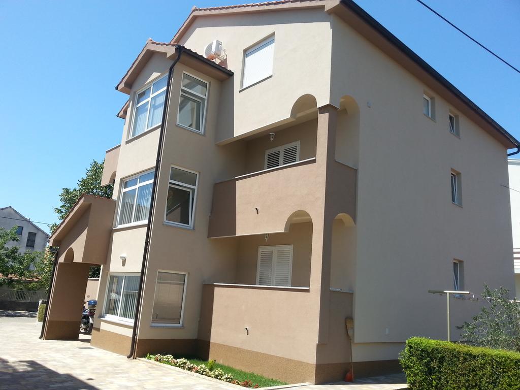 Apartments Roncevic Zadar Room photo